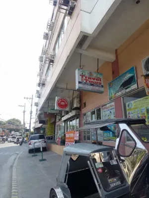 Ekonumi Rooms at Moonwalk Paranaque Near Hotel Photos