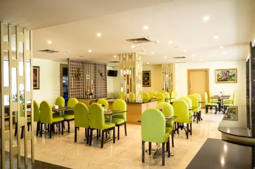 D'Grande Hotel Batam Makanan Photos