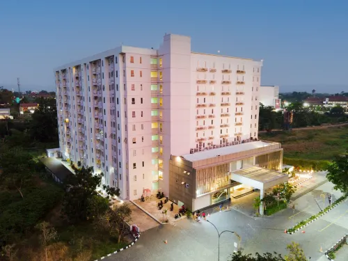 Next Hotel Yogyakarta Eksterior Photos