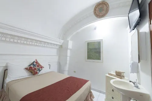 Hotel Colonial Photos