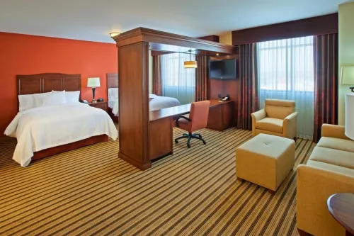 Hampton Inn & Suites Chicago/Mt. Prospect Photos