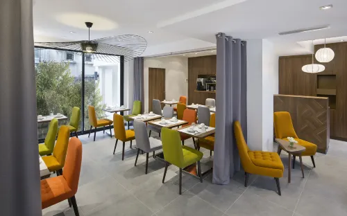 Best Western Plus 61 Paris Nation Hotel Restauration Photos