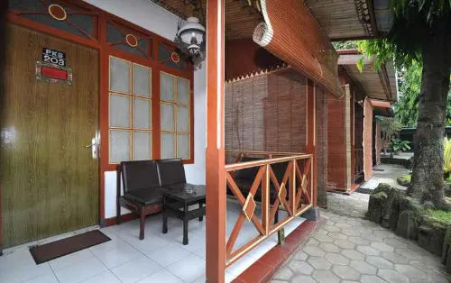 Hotel Batik Yogyakarta Allmänna utrymmen Photos