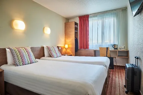 Hôtel Campanile Paris 12 Bercy Village Chambres Photos