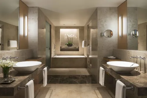 Four Seasons Hotel Silicon Valley at East Palo Alto Zimmer Photos