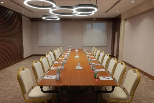 Ramada by Wyndham Erbil Gulan Street Бизнес-удобства Photos