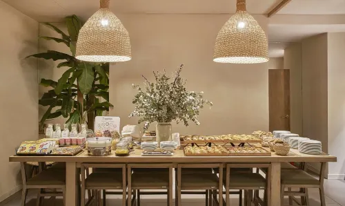NH Madrid Balboa Dining Photos