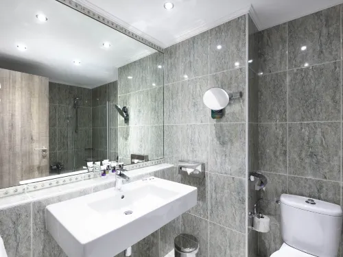 Mercure Luxembourg Kikuoka Golf and Spa Rooms Photos