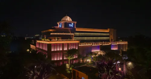 Taj Hotel & Convention Centre, Agra Exteriör Photos
