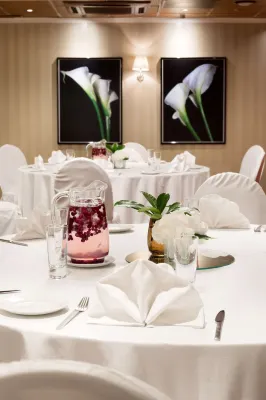 Radisson Blu Hotel Olumpia Tallinn تناول الطعام Photos