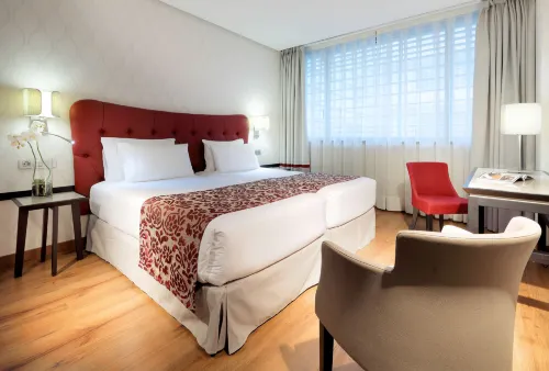 Eurostars Plaza Mayor Camere Photos