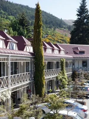 Sherwood Queenstown Exterior Photos