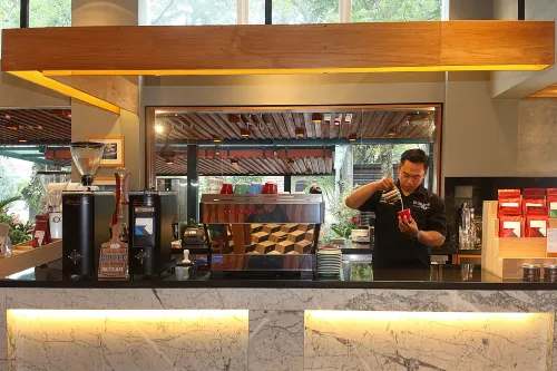 Ivory Hotel Bandung Makanan Photos