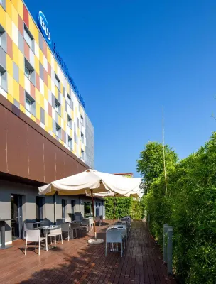 The Aries Hotel Dekat Hotel Photos