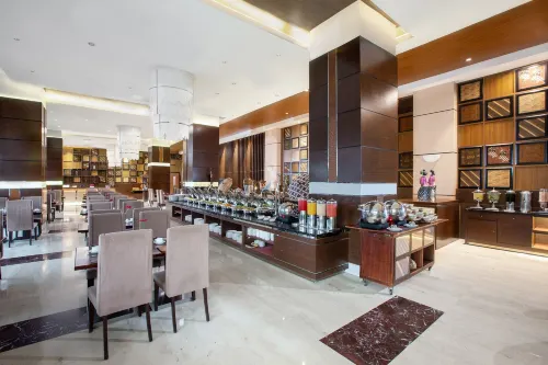 The Alana Hotel & Convention Center Solo by Aston Makanan Photos