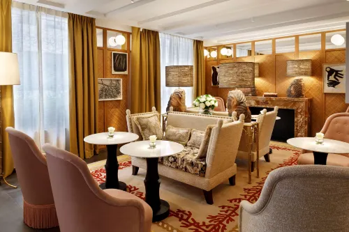 Le Belgrand Hotel Paris Champs Elysees, Tapestry Collection by Hilton À ne pas manquer Photos