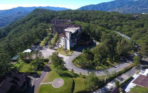 The Forest Lodge at Camp John Hay In der Nähe des Hotels Photos