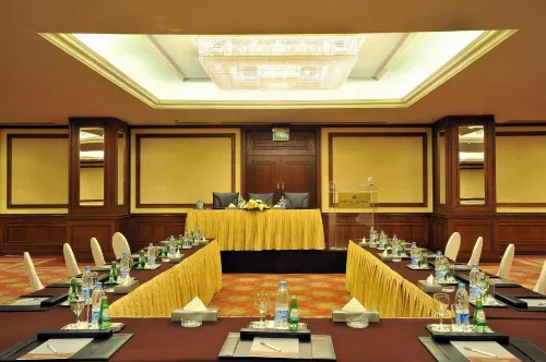 Safir Hotel Cairo Business Facilities Photos