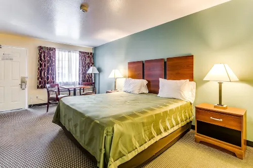 Baymont by Wyndham Willow Park Rooms Photos