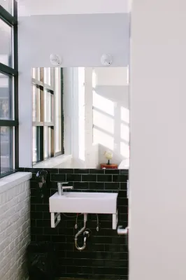 The Local NY Zimmer Photos