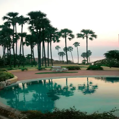 Taj Lands End Near Hotel Photos