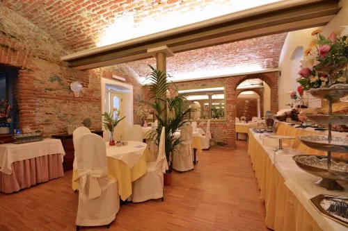 Hotel Due Mondi Snc Ristorazione Photos