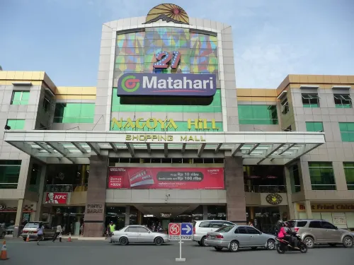 Holiday Hotel Batam Featured Photos