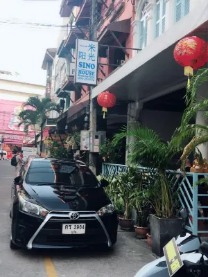 Sino House Patong Esterni Photos