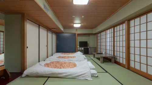 Onomichi Royal Hotel Rooms Photos