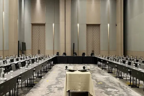 Ra Suites Simatupang Fasilitas Bisnis Photos