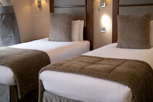 Gem Strathmore Hotel Rooms Photos