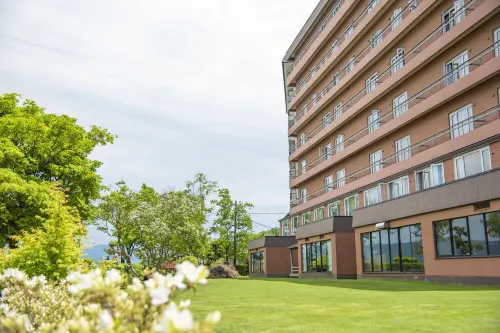 Toyako Manseikaku Hotel Lakeside Terrace Exterior Photos