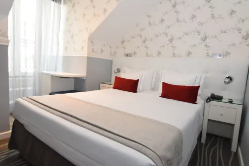 Residencial Florescente Zimmer Photos