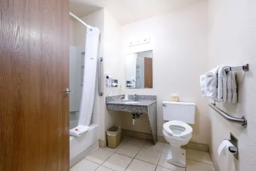 Super 8 by Wyndham Las Cruces/White Sands Area Rooms Photos