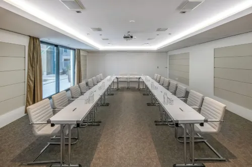 Continental Hotel Budapest Business Facilities Photos
