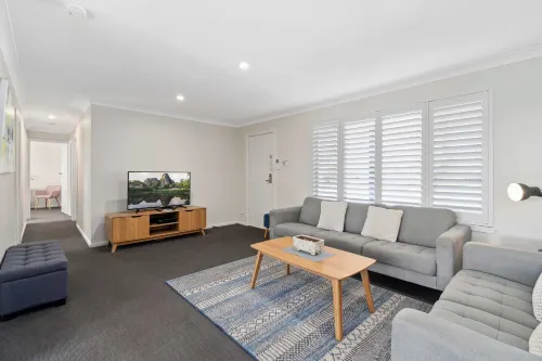 West End Motor Lodge Rooms Photos