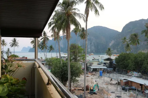 JJ Residence Near Hotel Photos