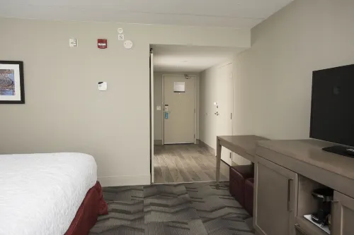 Hampton Inn & Suites by Hilton Thunder Bay Photos