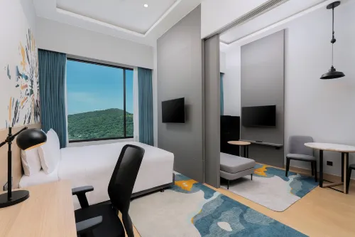 Holiday Inn & Suites Siracha Laemchabang Huoneet Photos