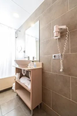 Tossa Beach Center Camere Photos