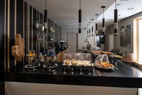 Catalonia Plaza Mayor Dining Photos