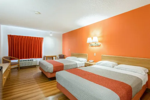 Motel 6 Winslow, AZ Photos