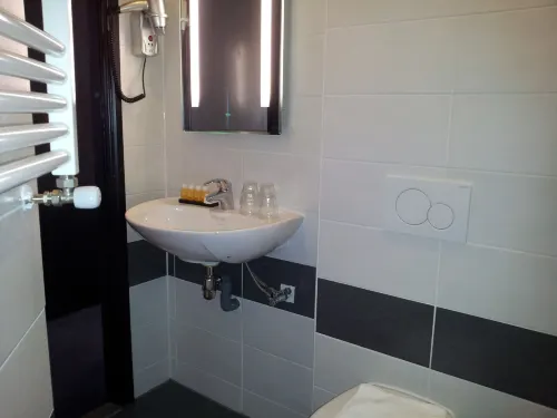 The Concert Hotel Camere Photos