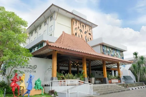 Burza Hotel Yogyakarta Eksterior Photos