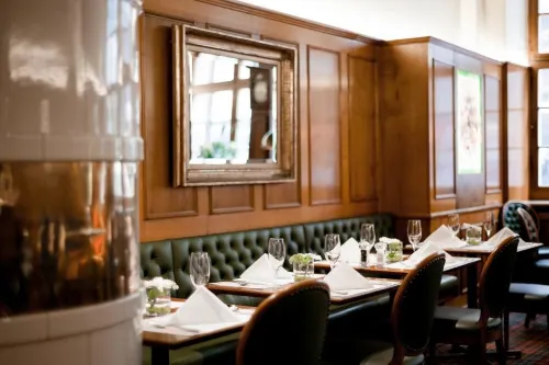 Royal Hotel - Urban Living Dining Photos