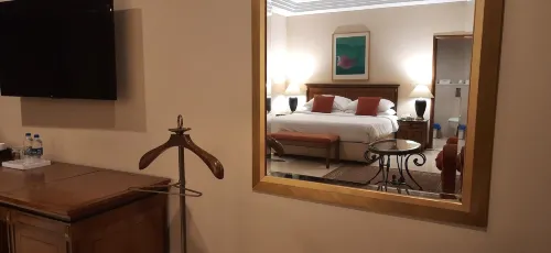 The Hans, New Delhi Photos