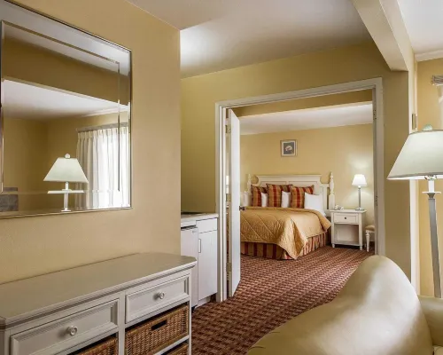 Quality Inn & Suites Capitola by the Sea Photos