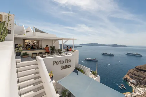 Porto Fira Suites À proximité de l'hôtel Photos
