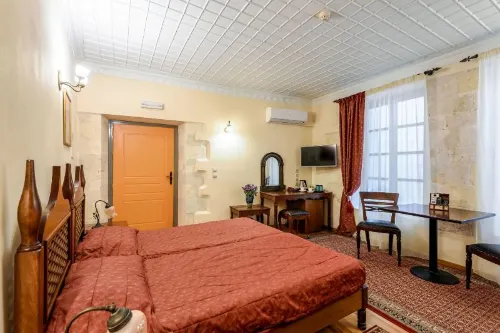 Belmondo Hotel Rooms Photos