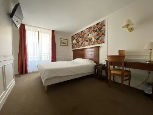 Hôtel Touring Paris Chambres Photos